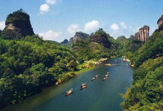 人少景美！五一小長(cháng)假最適合出游的的當地